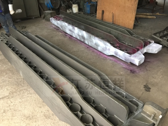 对流段中间管板